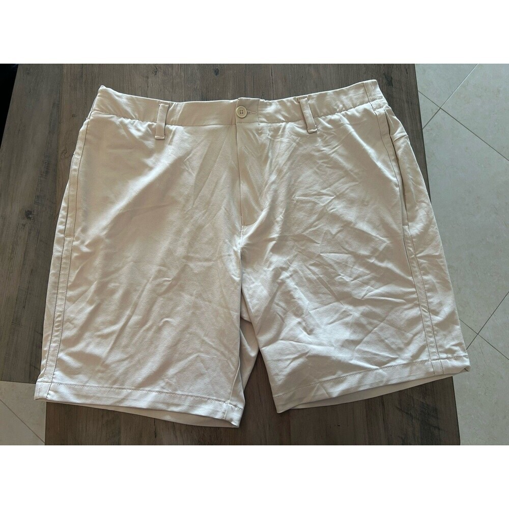 Under Armour Golf Shorts HeatGear Loose Beige Flat Athletic 9" INS Mens Sz 38